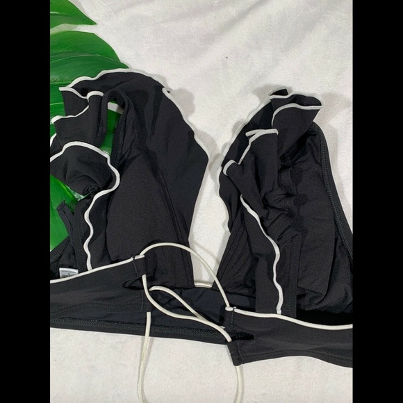 Robin Piccone Black Ruffle Bikini - Picture 8 of 14